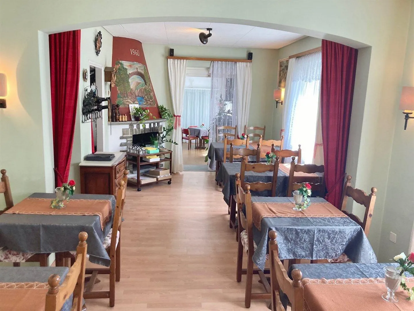 Small Guesthouse with Restaurant - Photo 5 of 13