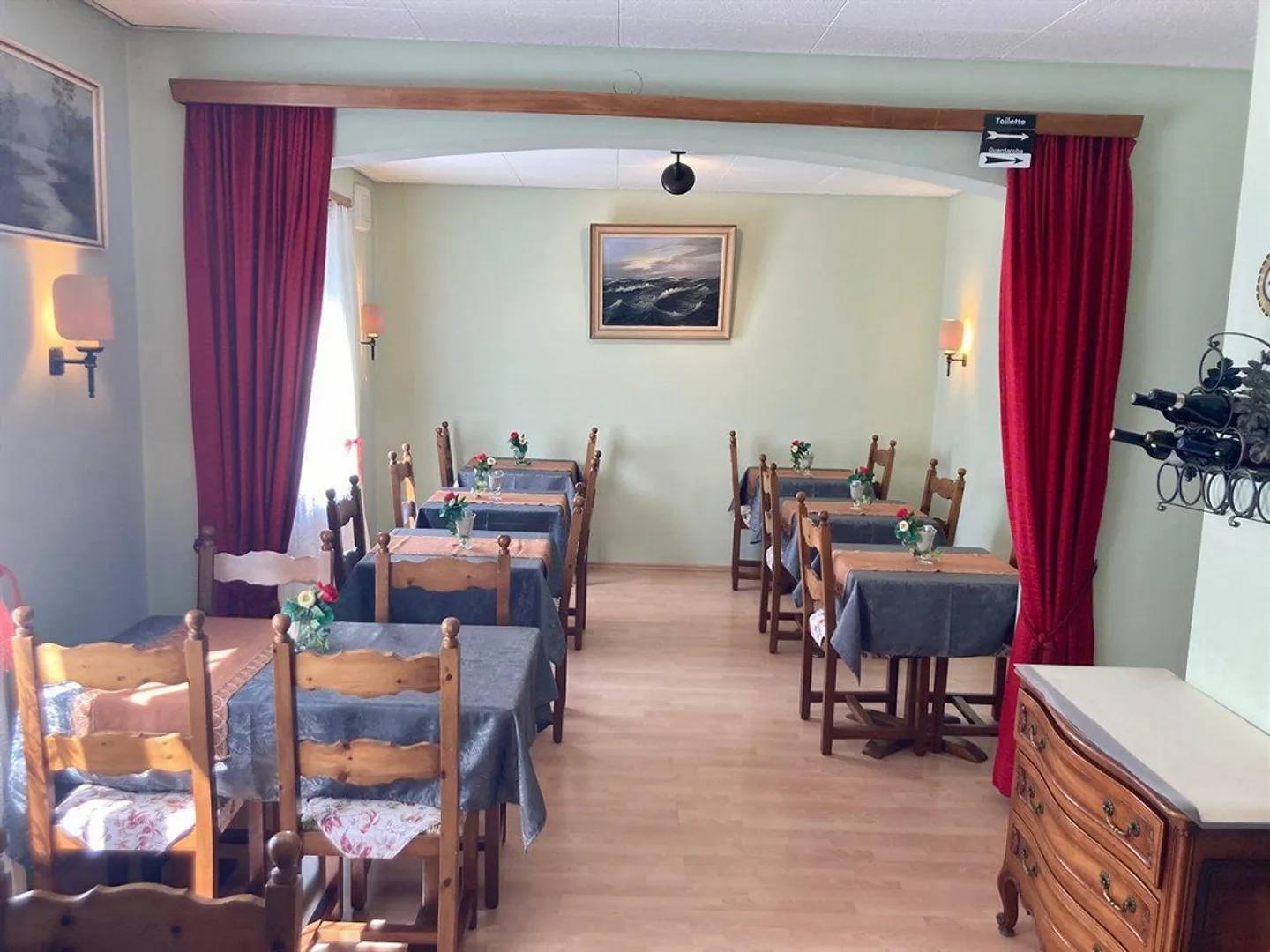 Small Guesthouse with Restaurant - Photo 6 of 13