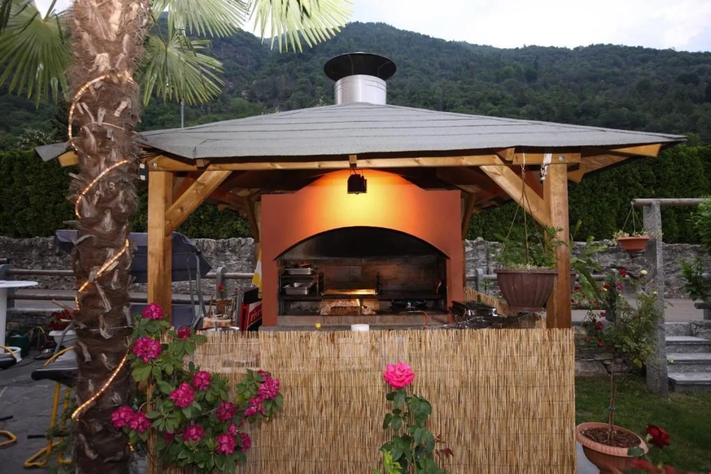 Small Guesthouse with Restaurant - Photo 8 of 13
