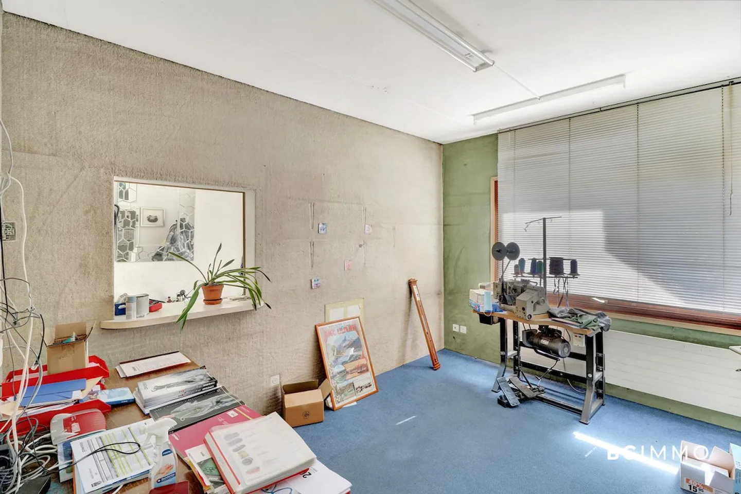 Großer Verkaufsraum - Foto 3 von 8