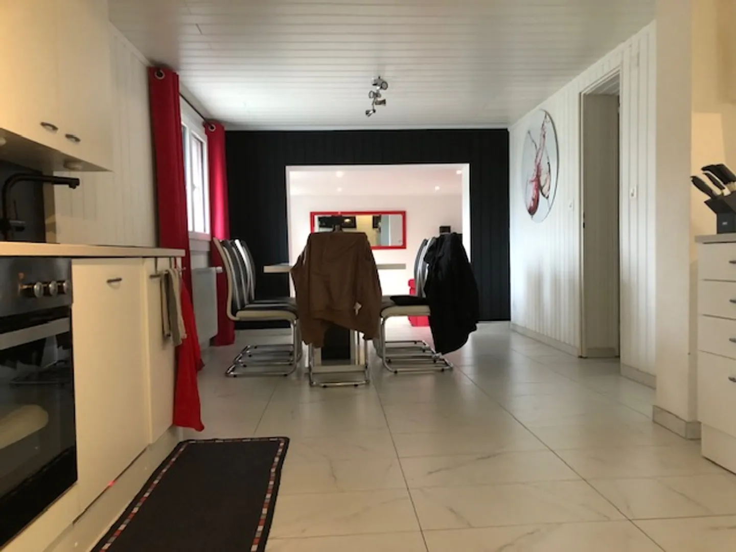 7-room house - Photo 4 of 24