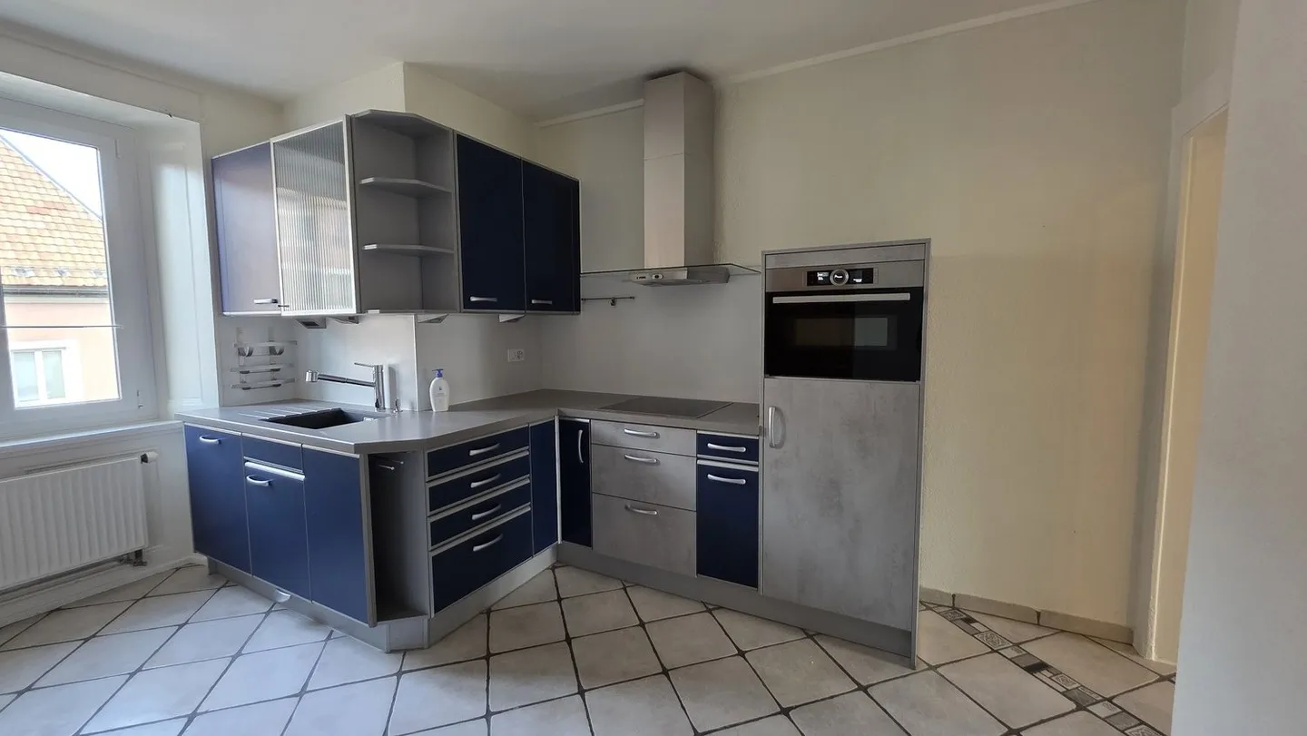 BEL APPARTAMENTO LUMINOSO IN AFFITTO - Foto 2 di 7