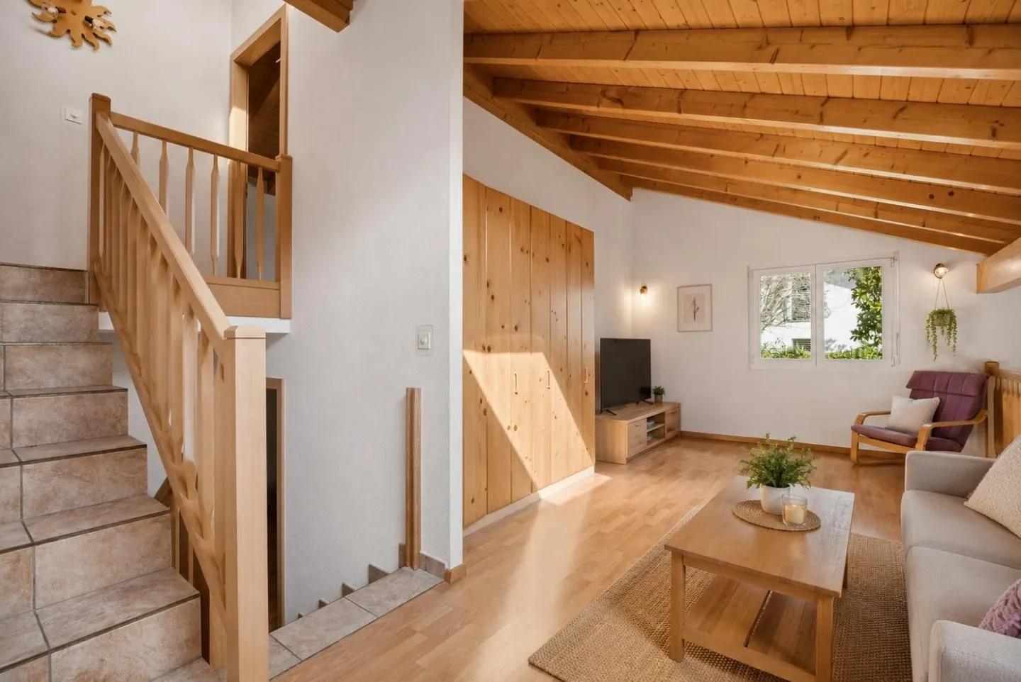 Proprietà in una posizione dominante, tranquilla e soleggiata. - Foto 9 di 9