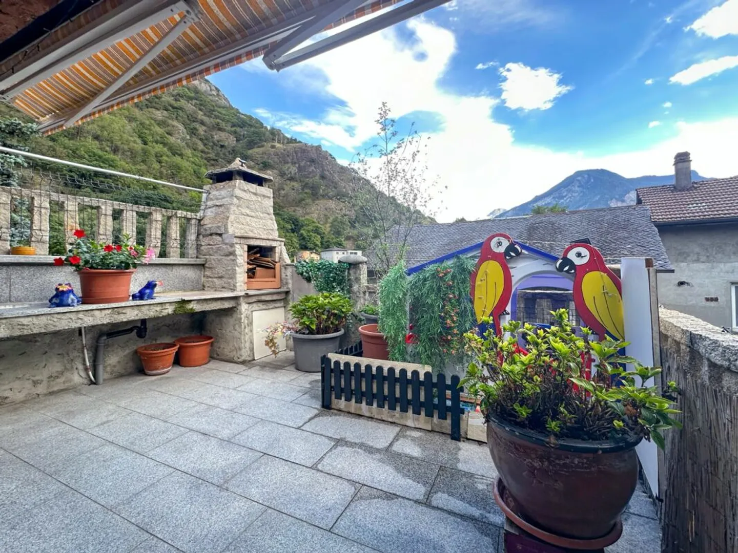 Edificio con 4 appartamenti - Foto 12 di 24