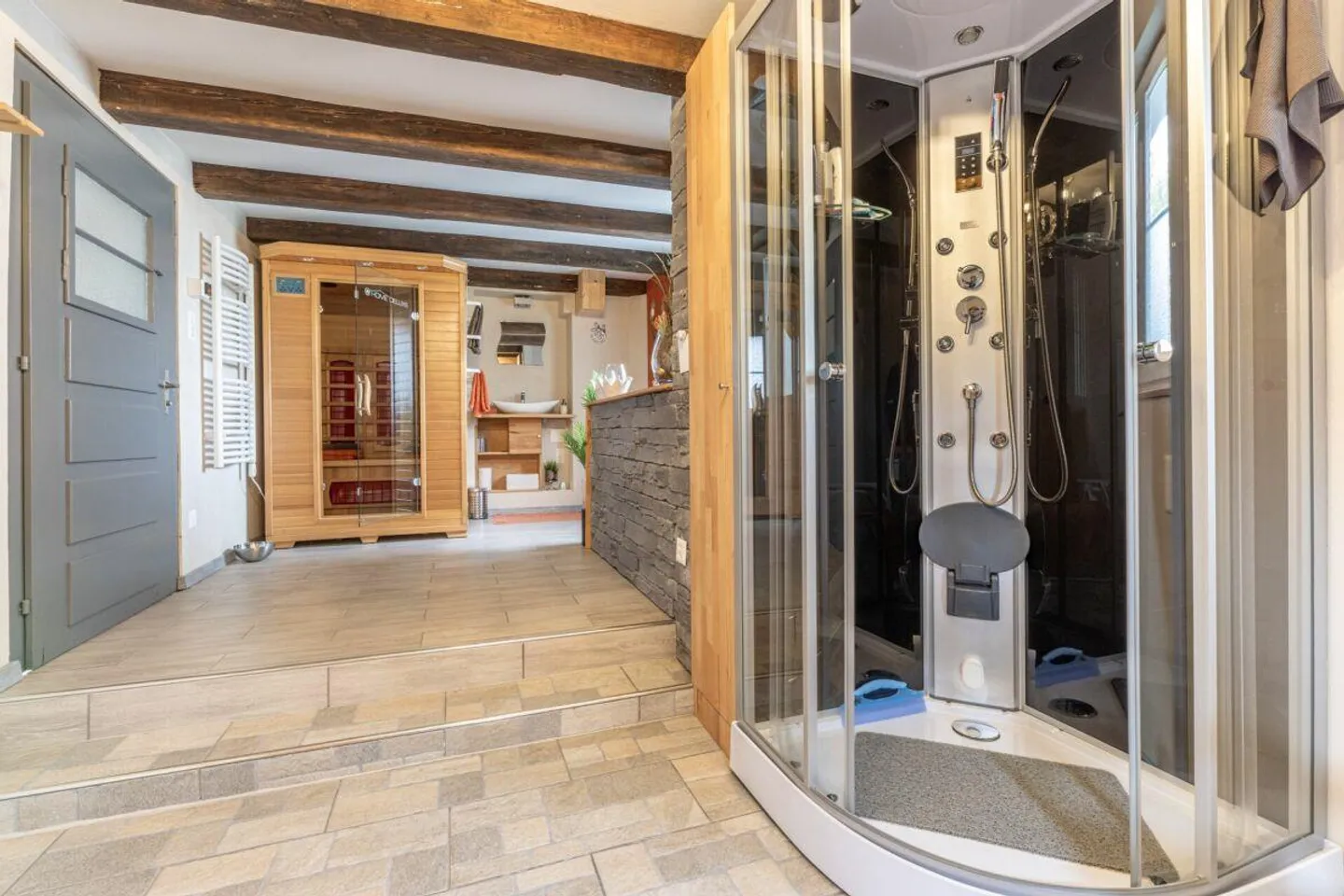 Charmante maison individuelle mitoyenne de style fermier avec économie... - Photo 18 sur 22