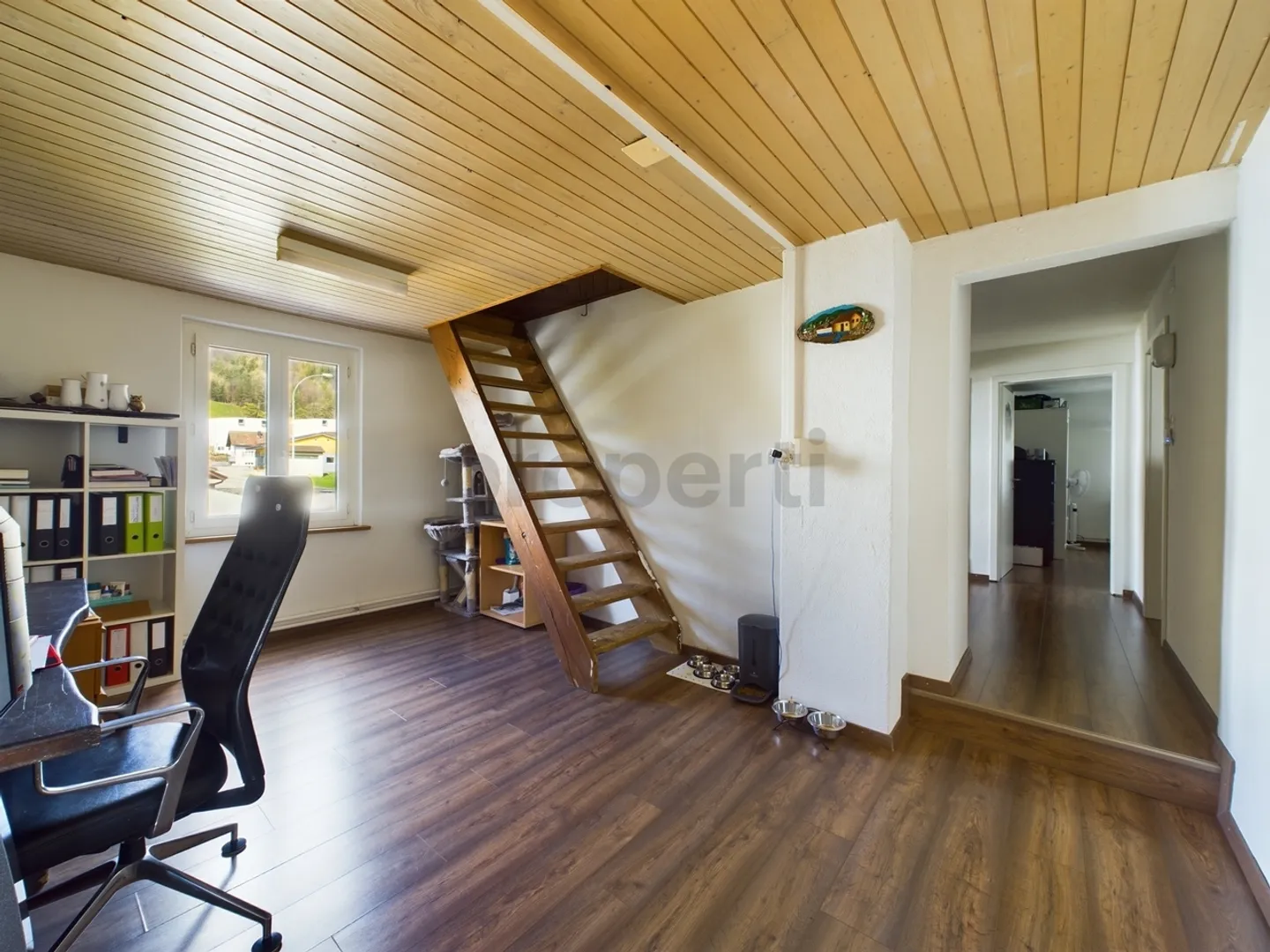 Grosszügiges 6.5-Zimmer Reihenhaus in Remigen - Foto 6 von 12