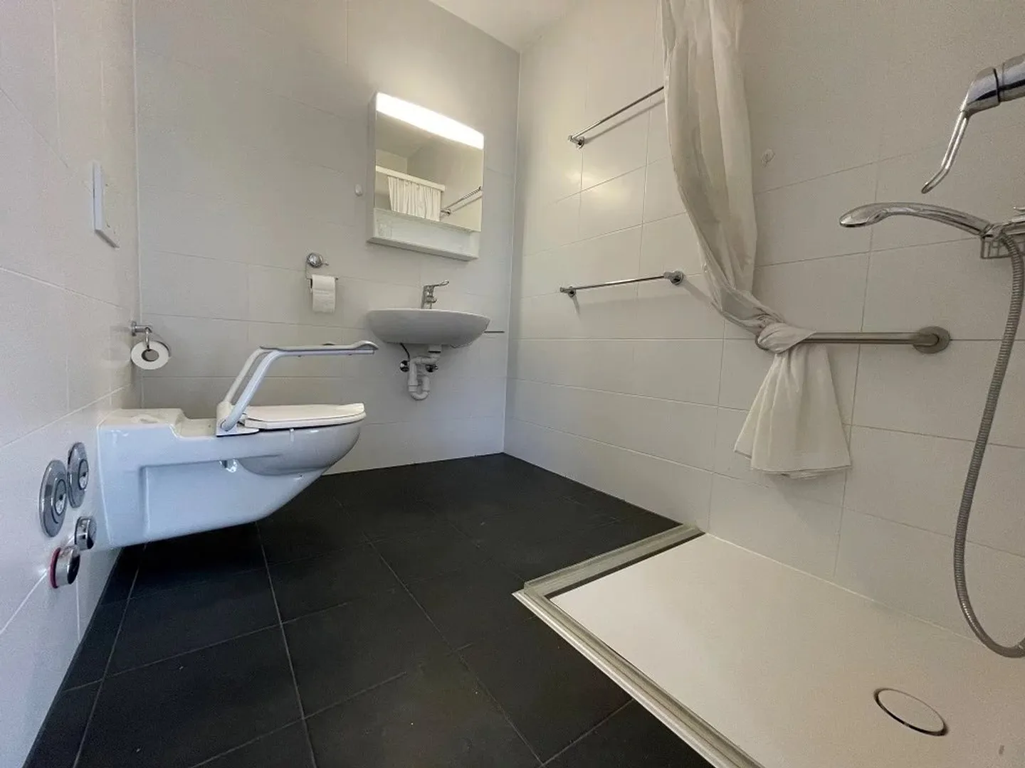 Appartamento 3.5 stanze - Foto 7 di 10