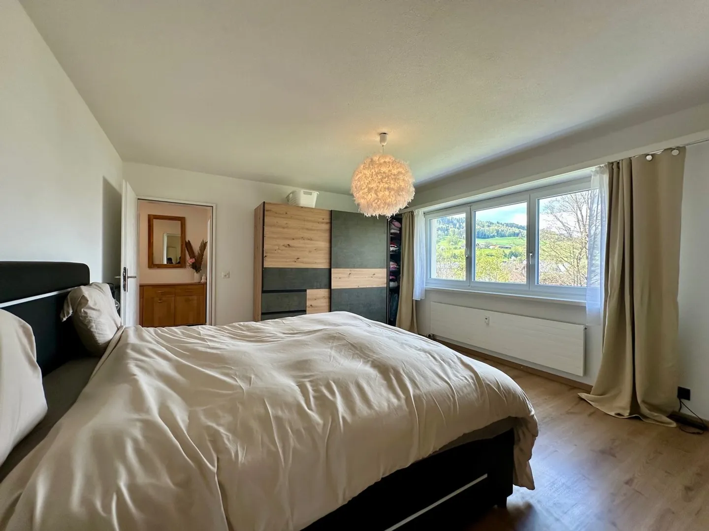 Attico 3.5 camere modernizzato con terrazza vetrata e garage - Foto 10 di 15