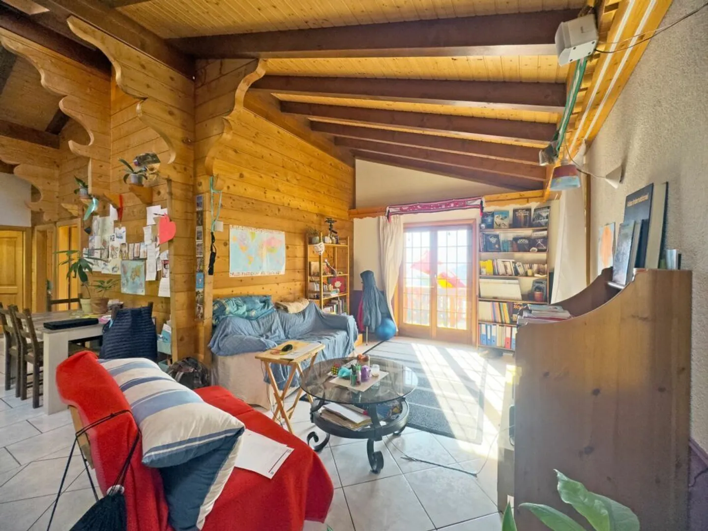 Chalet with 2 apartments of 3.5 rooms, rented. - Photo 15 of 20