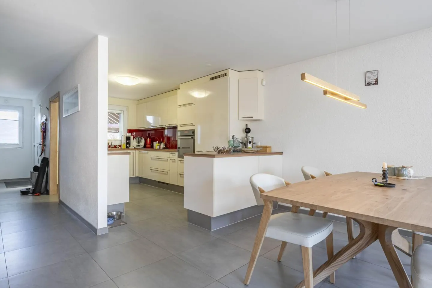 Doppelhaushälfte 5.5 Zimmer in Grens - Foto 6 von 12