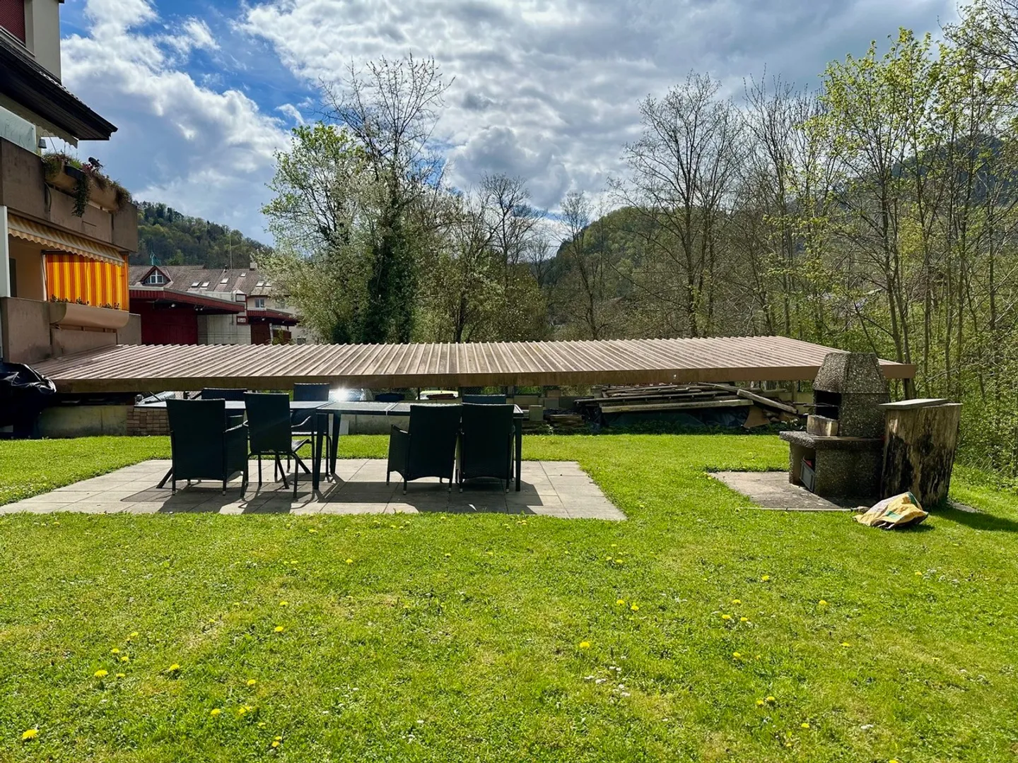 Attico 3.5 camere modernizzato con terrazza vetrata e garage - Foto 14 di 15