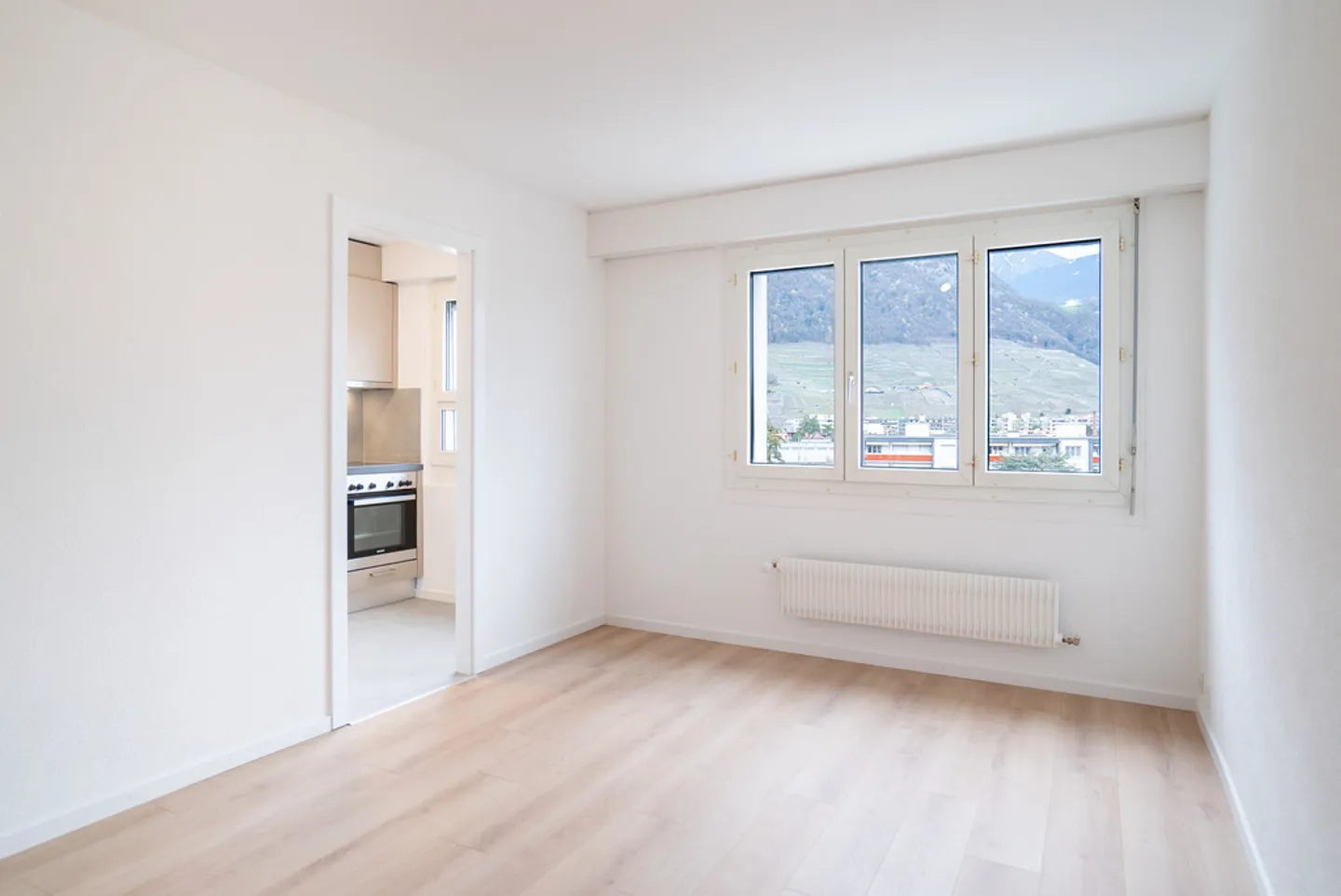 Zu vermieten renovierte 2-Zimmer-Wohnung - Foto 3 von 6