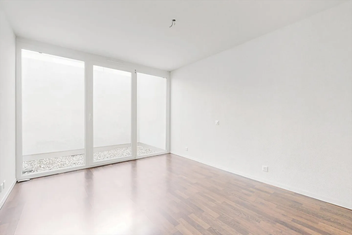 Appartamento spazioso con terrazza - Foto 3 di 9