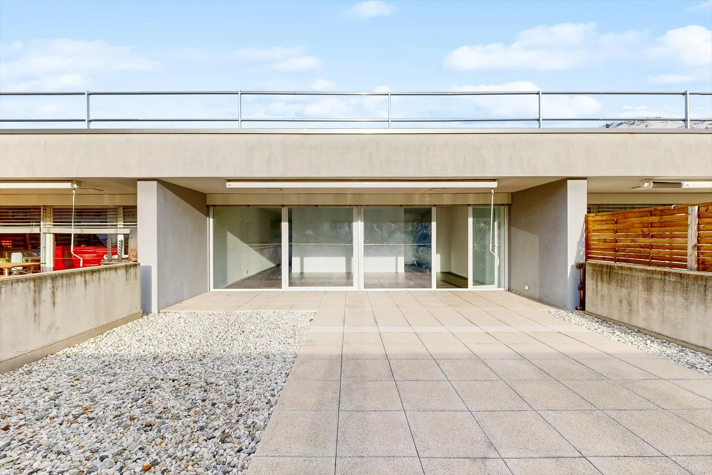 Appartamento spazioso con terrazza - Foto 7 di 9