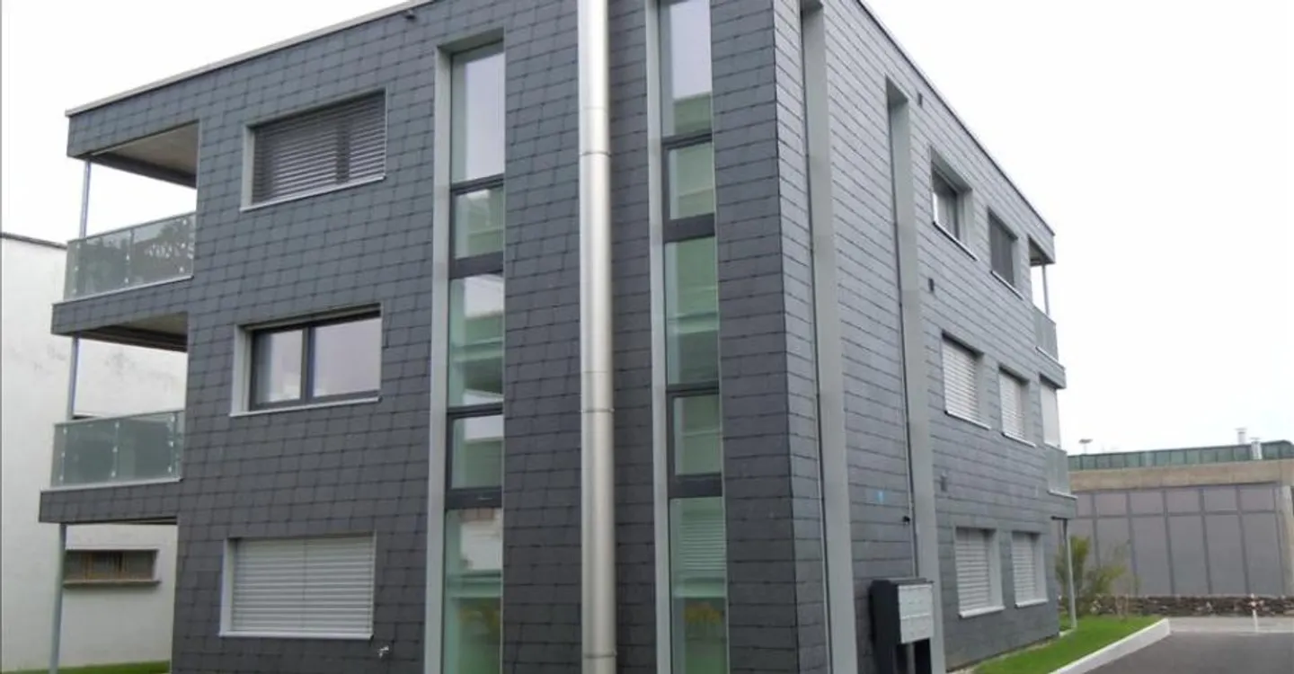 Modernes Apartment mit Balkon - Foto 1 von 5