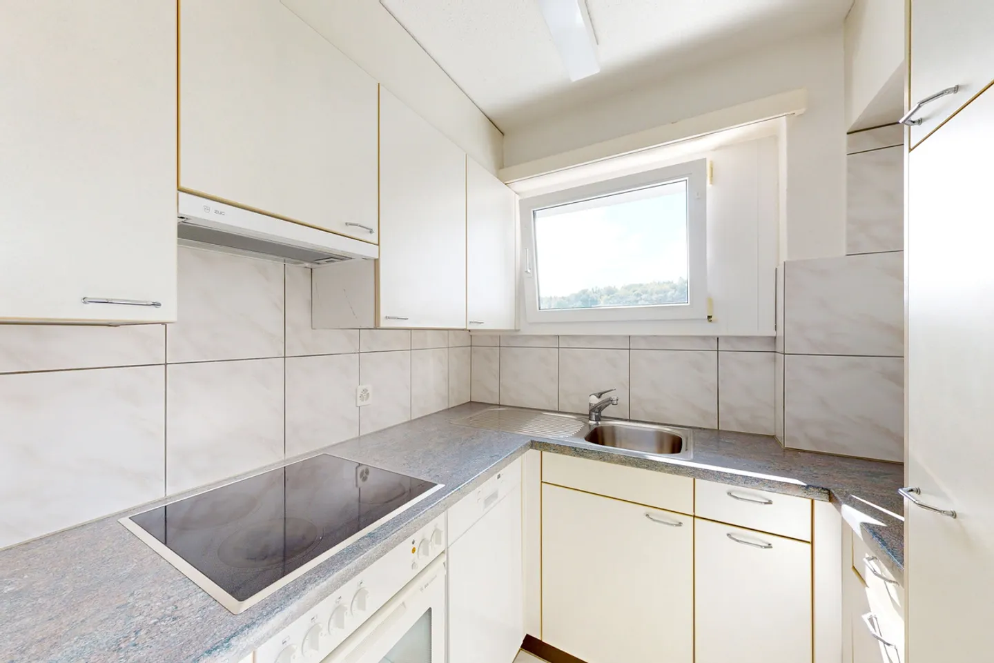 Helle 3-Zimmer-Wohnung - Foto 3 von 8