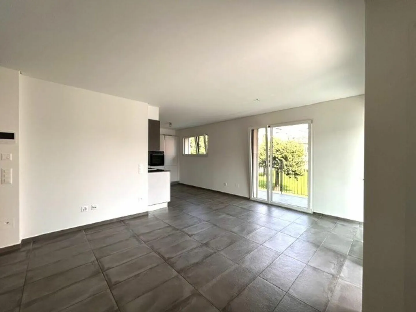 MODERNES UND HELLER 2.5-ZIMMER-APARTMENT - Foto 6 von 19