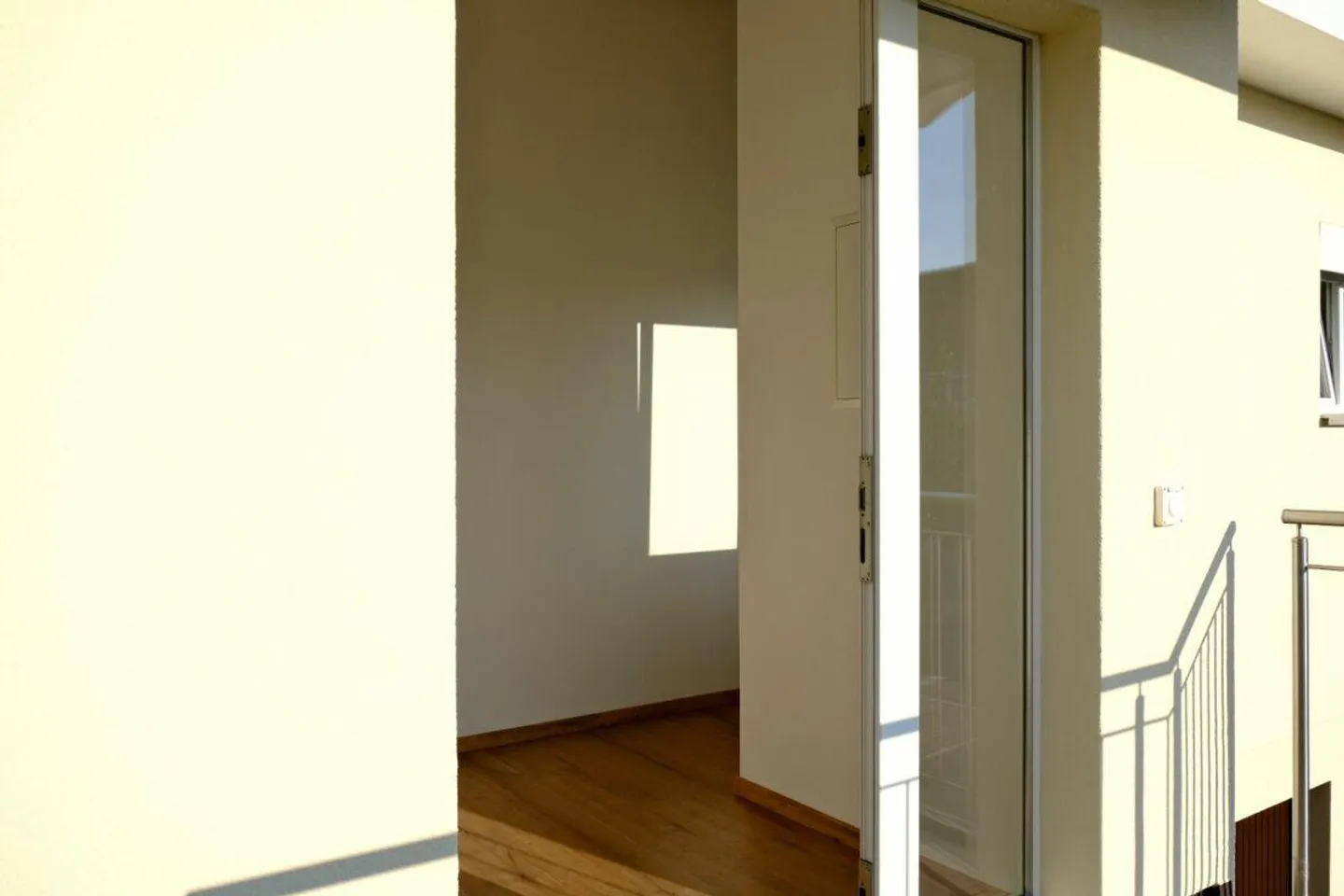 Appartamento affascinante di 2.5 stanze con vista sul verde ad Aesch BL - Foto 16 di 16