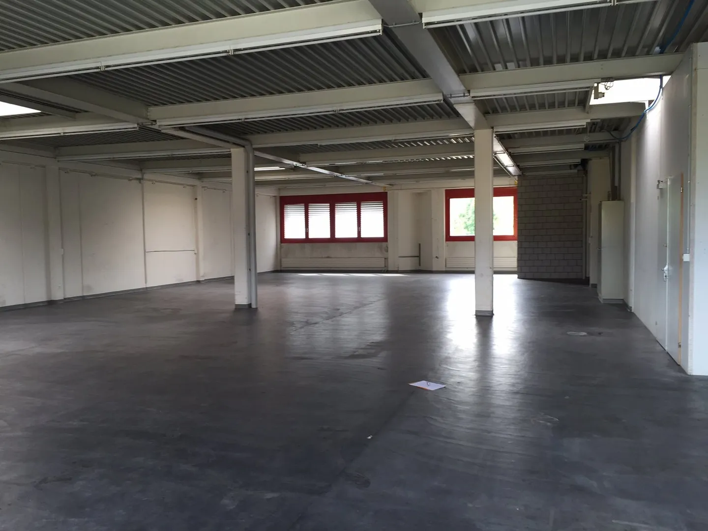 Large Warehouse Seeks Tenant - Photo 4 of 9