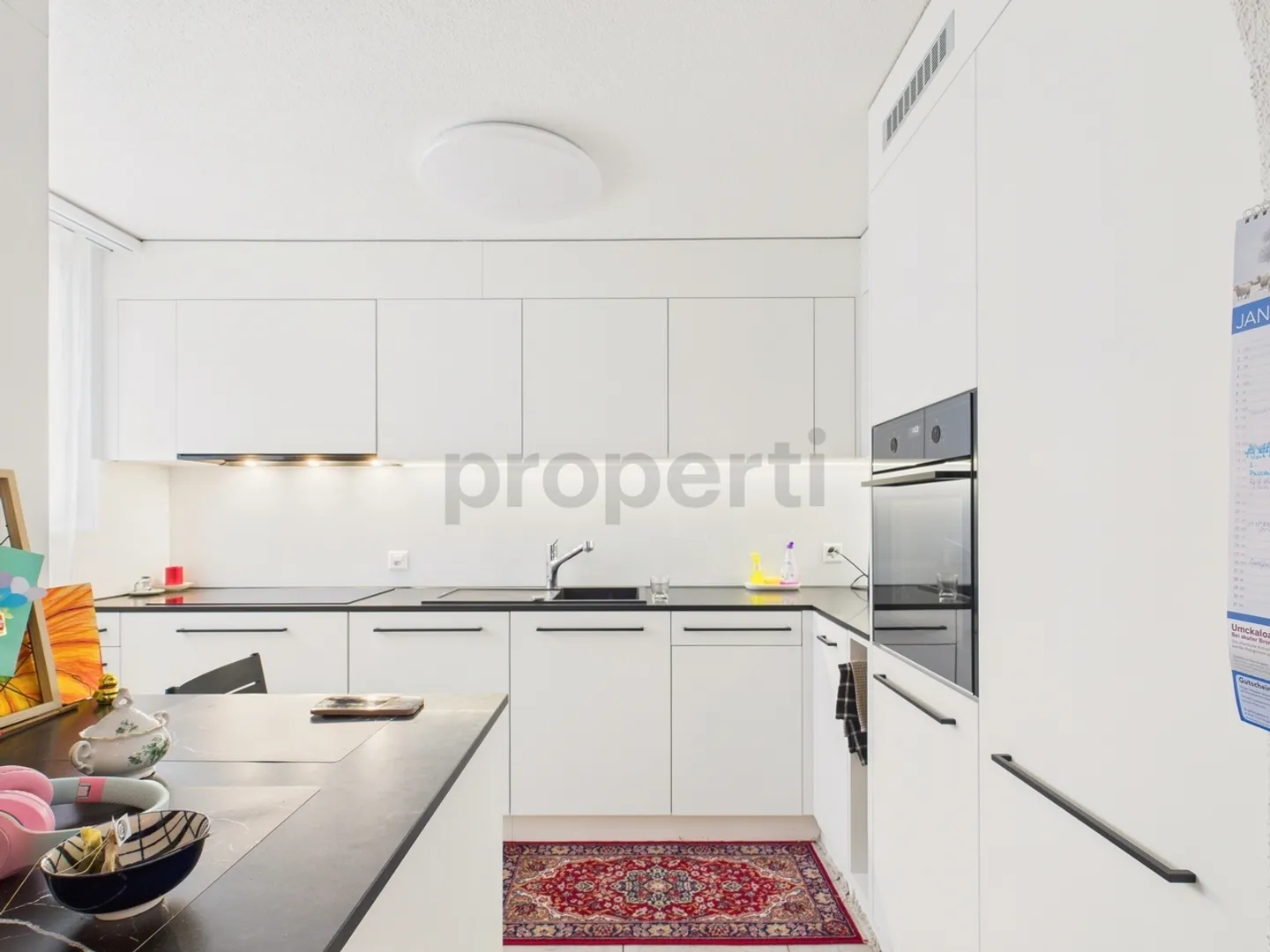 Moderno appartamento mansardato di 3,5 stanze con balcone a Märstetten - Foto 4 di 10