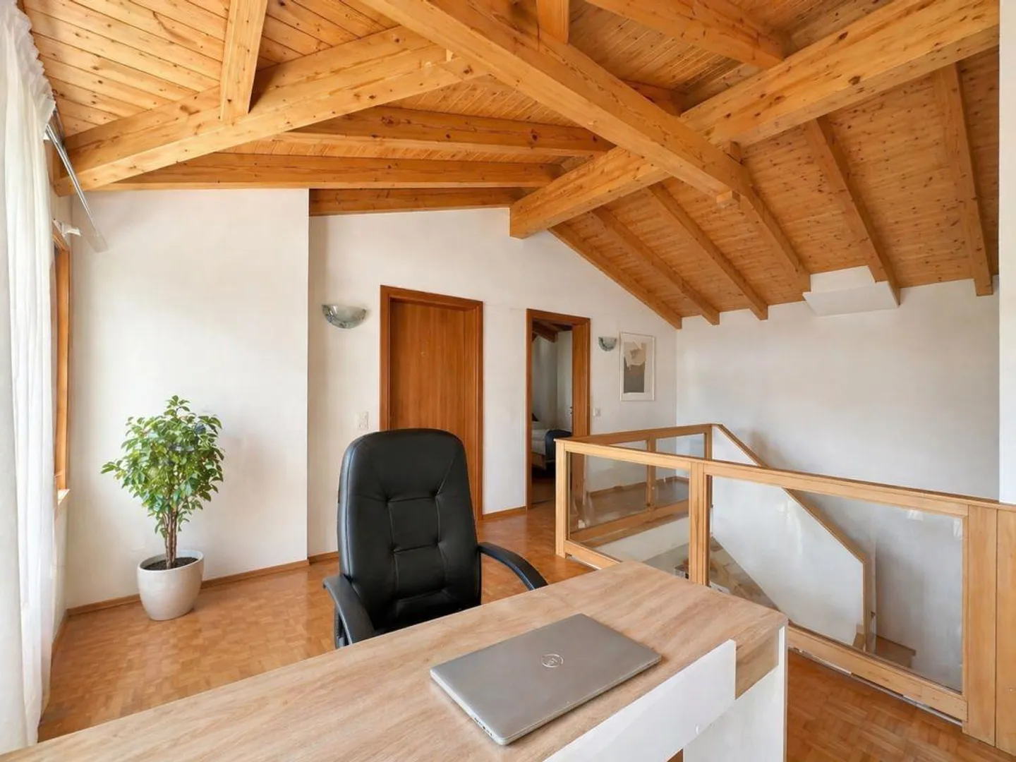 Schönes Einfamilienhaus mit Garten - Foto 10 von 14
