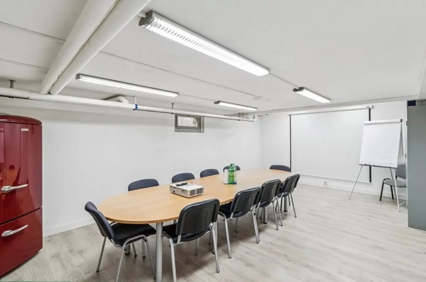 Espaces commerciaux - Salle d'exposition - Atelier - Photo 6 sur 10