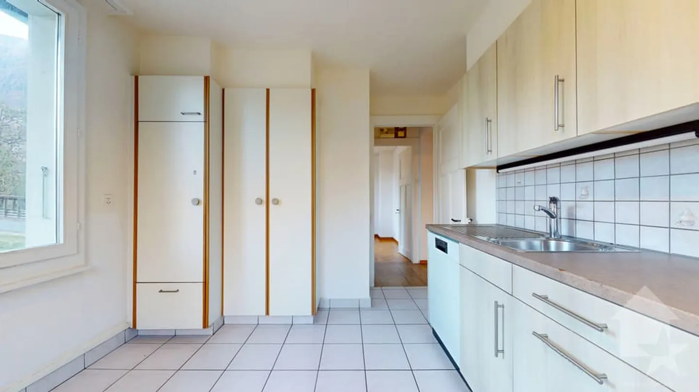 Appartements 4.5 pièces jusqu'à 5,33 % de rendement au coeur de Saxon - Photo 4 sur 7