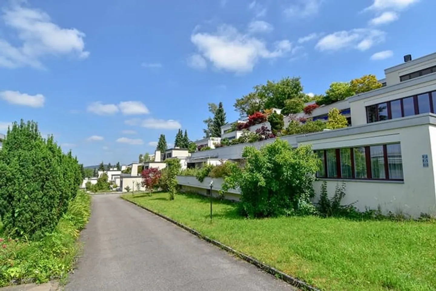 Apartment for rent - Photo 1 of 8