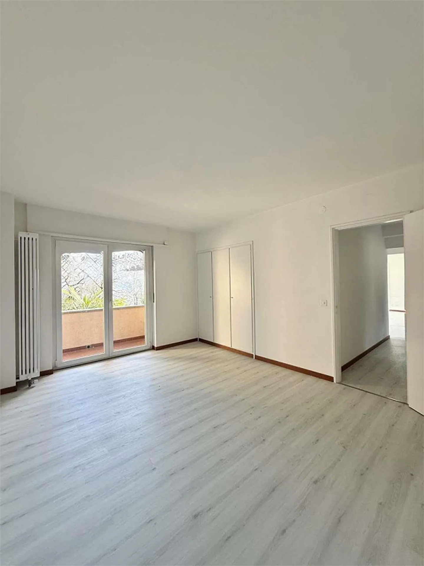 Spacieux appartement de 4.5 pièces dans un quartier résidentiel calme - Photo 5 sur 10