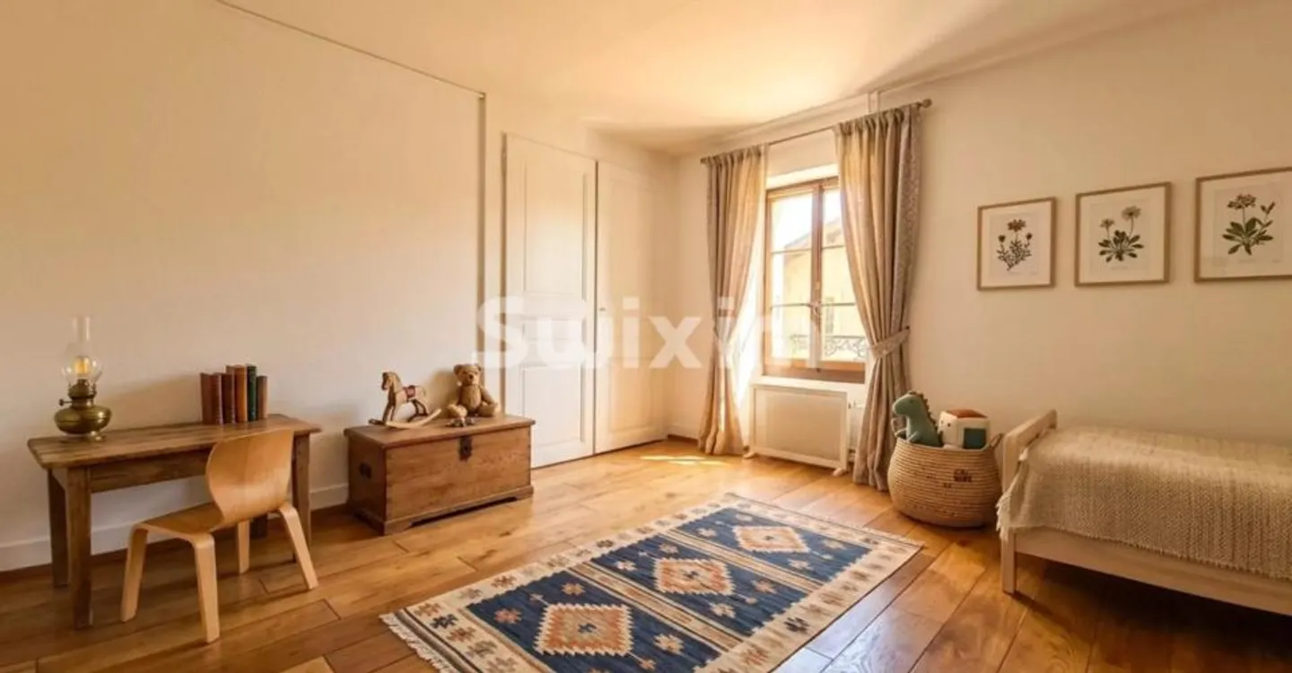 Charming Village House with Garden - Photo 4 of 11