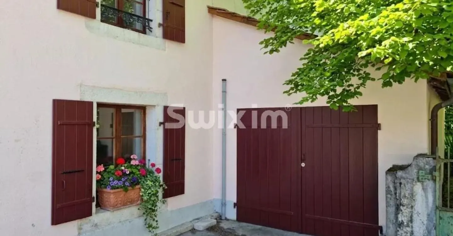 Charming Village House with Garden - Photo 11 of 11