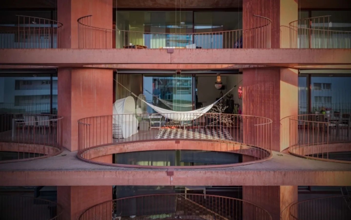 Confort de vie élégant avec avantage fiscal de Zug - Photo 1 sur 13