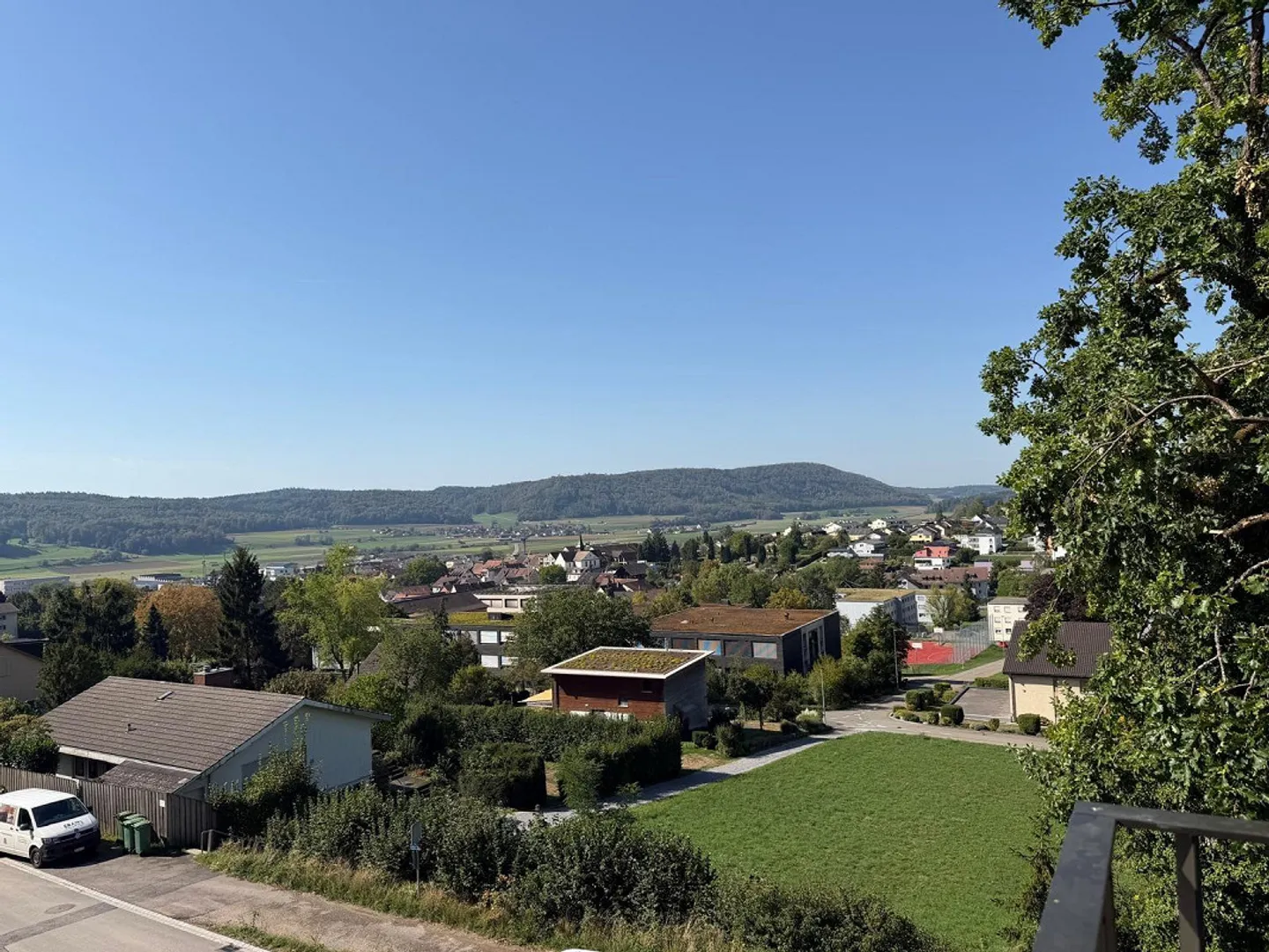 Premium-Terrassenwohnung in Beringen - Foto 3 von 13