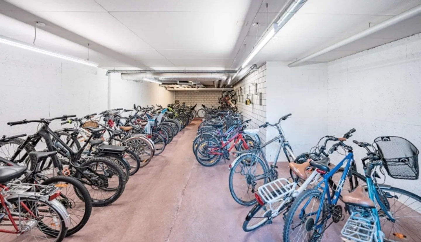 Confort de vie élégant avec avantage fiscal de Zug - Photo 13 sur 13