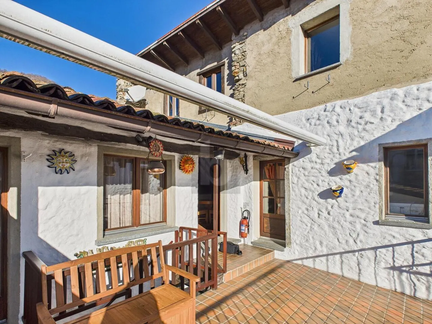 Charmant et Accueillant avec Terrasse - Photo 3 sur 6