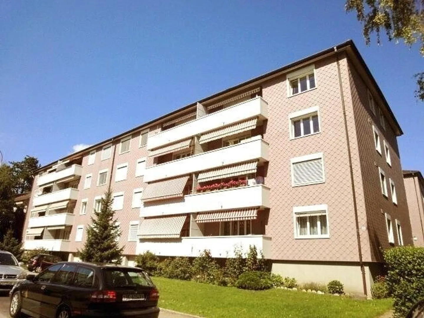 Appartamento 3 locali al 2° piano con balcone - Foto 3 di 11