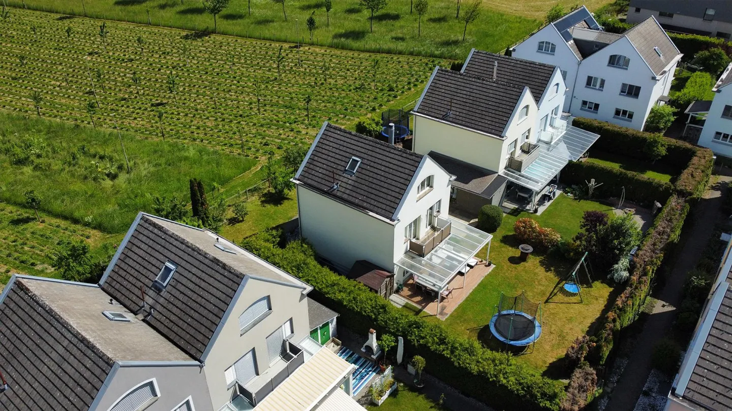 Vivere in un luogo tranquillo, soleggiato eppure vicino al centro! - Foto 27 di 30