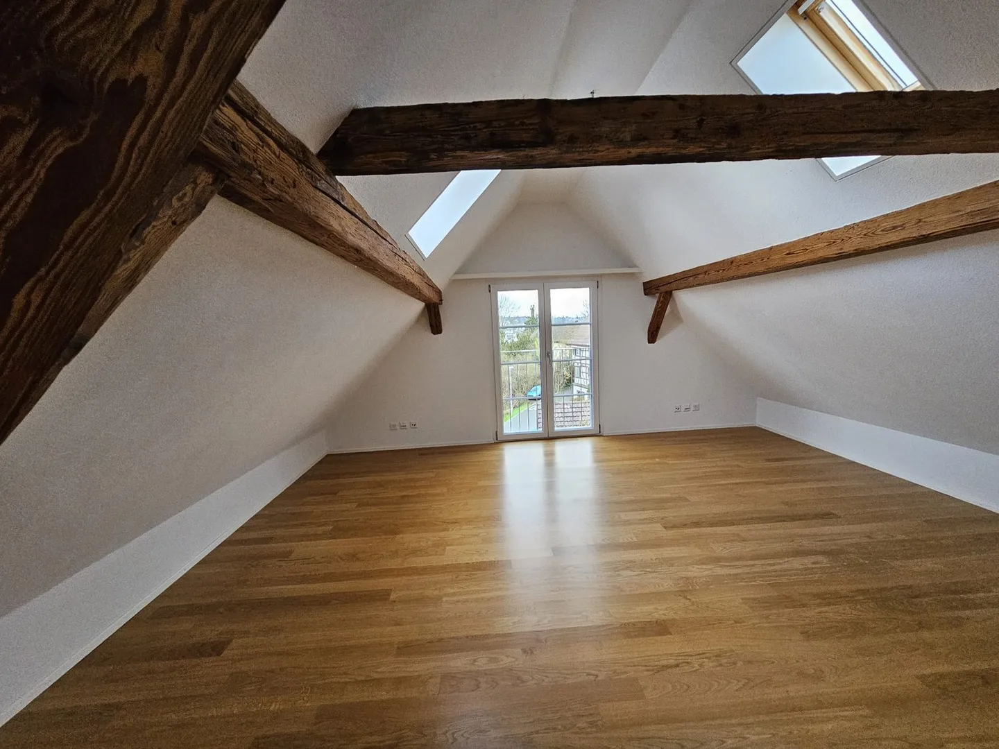 Grosszügige 4.5-Zimmer-Maisonettewohnung mit Terrasse und Blick auf den Bodensee - Photo 9 of 13