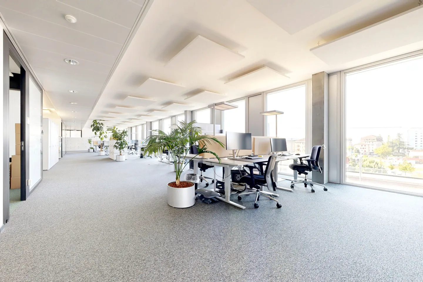 Spazio Ufficio in Edificio Prestigioso - Foto 2 di 8