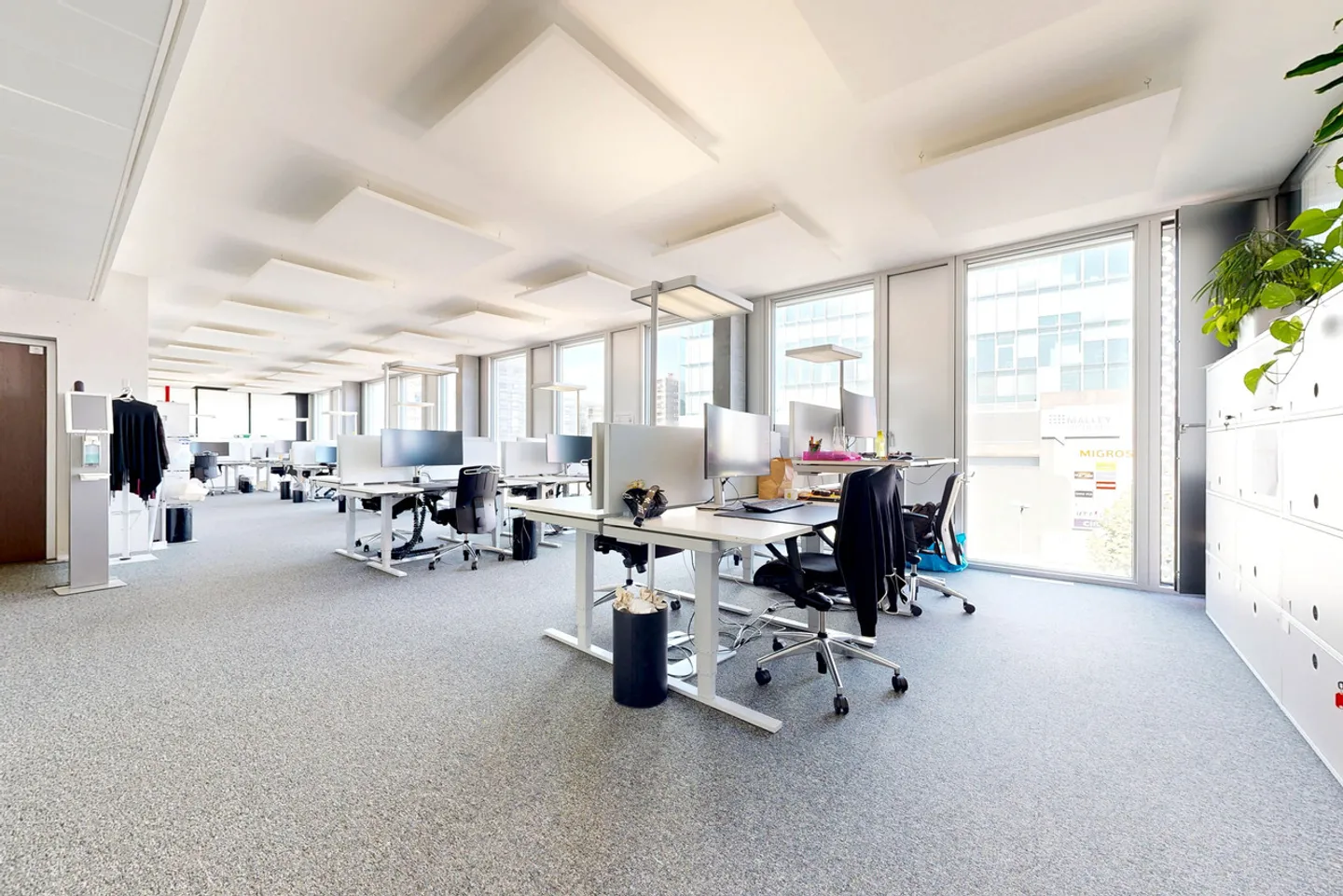 Spazio Ufficio in Edificio Prestigioso - Foto 3 di 8