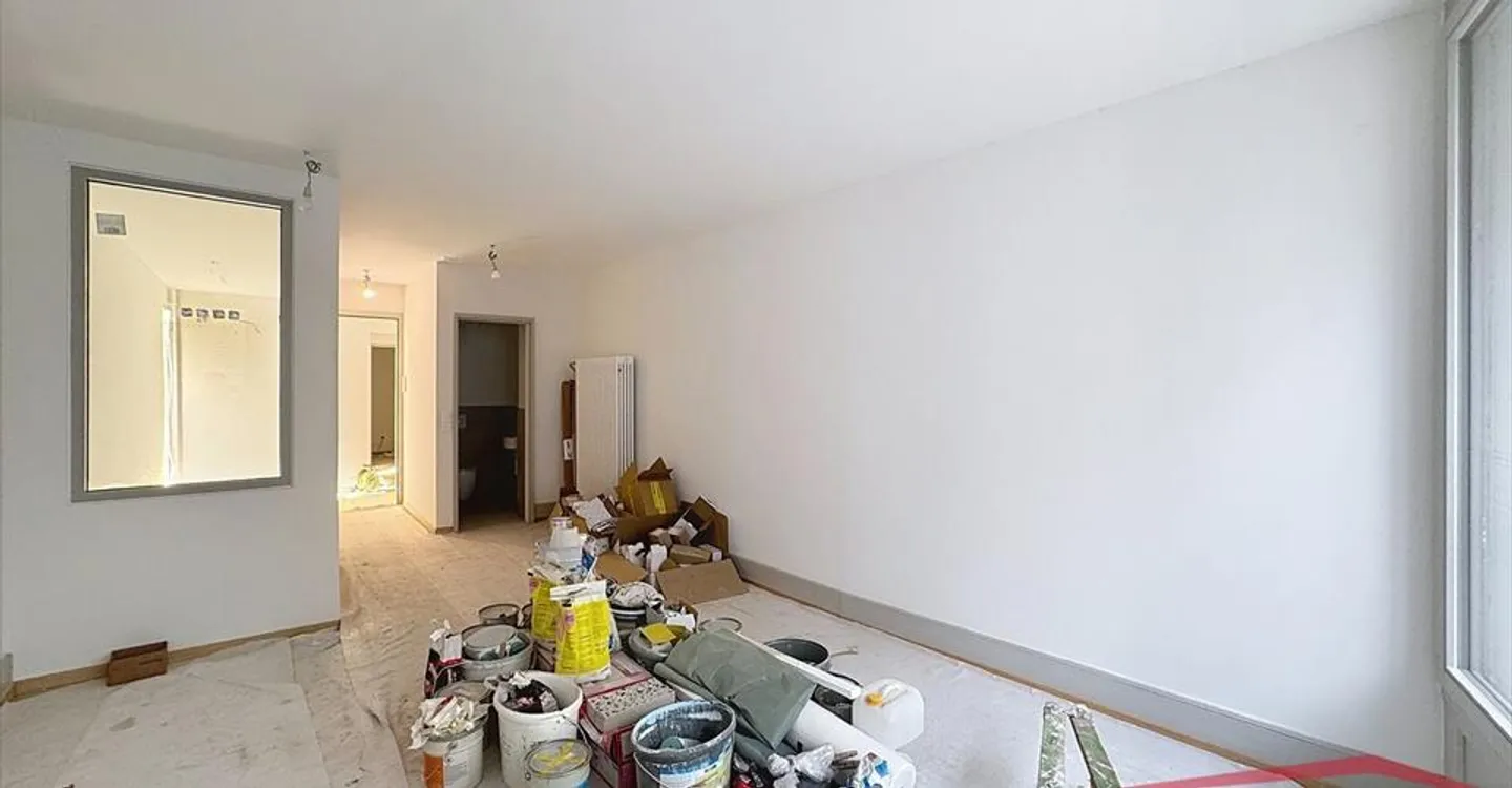 Office space for rent - Photo 3 of 4