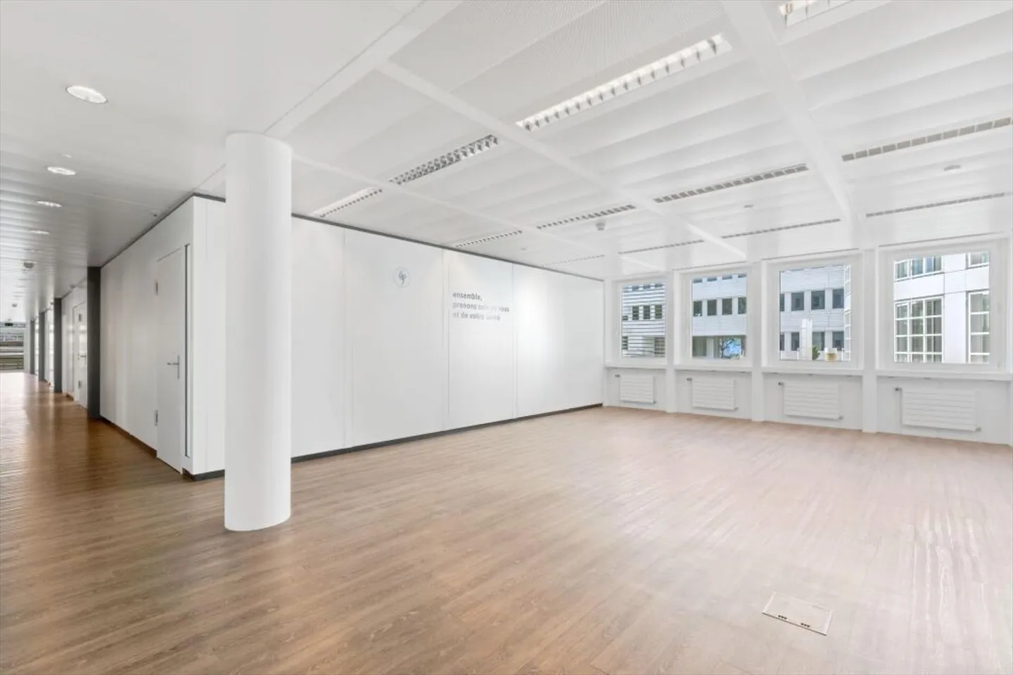 Büros / Räumlichkeiten von 210 m² teilbar in Renens - Foto 1 von 8