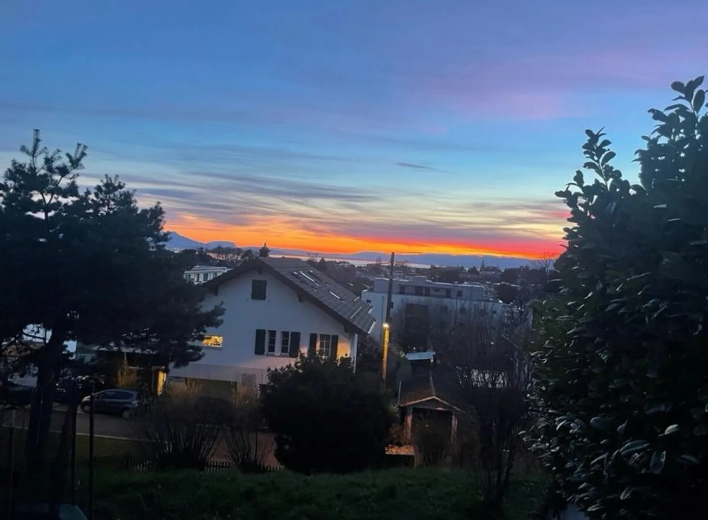 Magnifica villa a schiera con 6 camere nel quartiere di Chailly - Foto 2 di 16