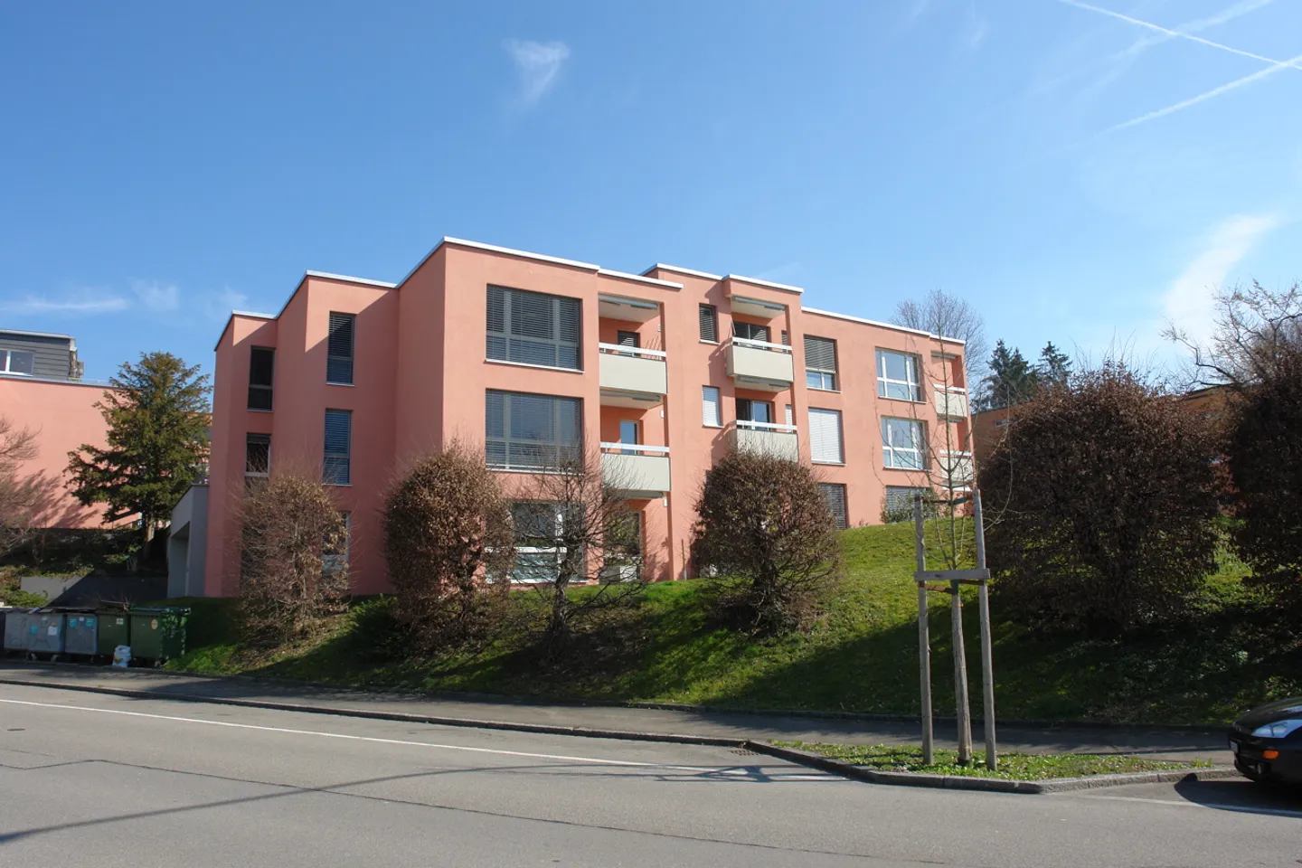 We have space for your car! - Photo 1 of 1