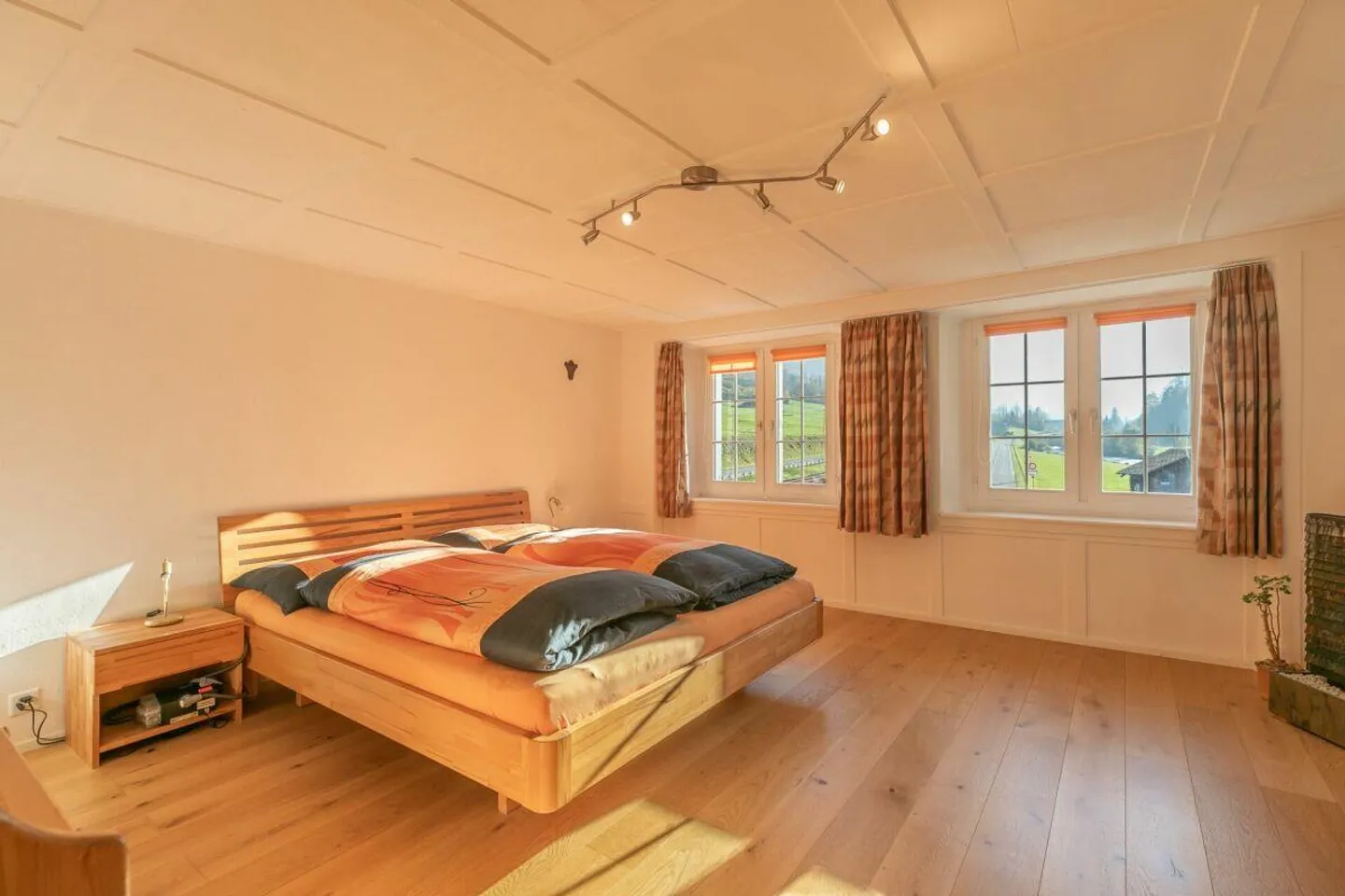 8.5-Room Semi-Detached House with Studio and Garden - Photo 8 of 14