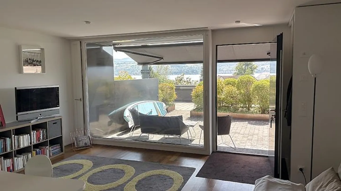 Möblierte Wohnung mit Seeblick - Foto 1 von 10