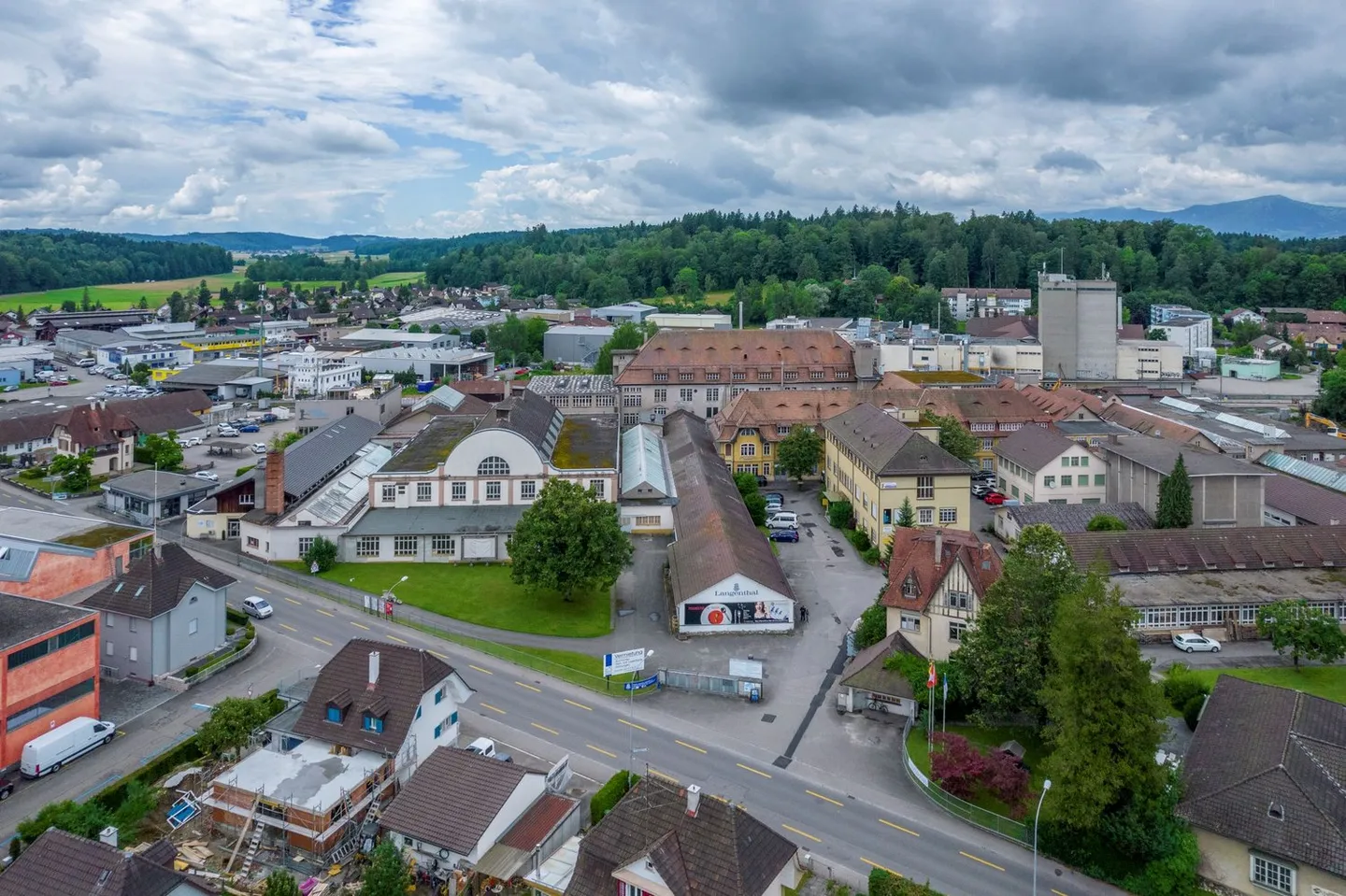 Gewerbefläche ideal als Werkstatt - Foto 1 von 4