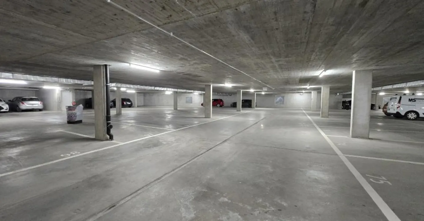 Indoor parking spaces - URBANA in Conthey - Photo 1 of 4