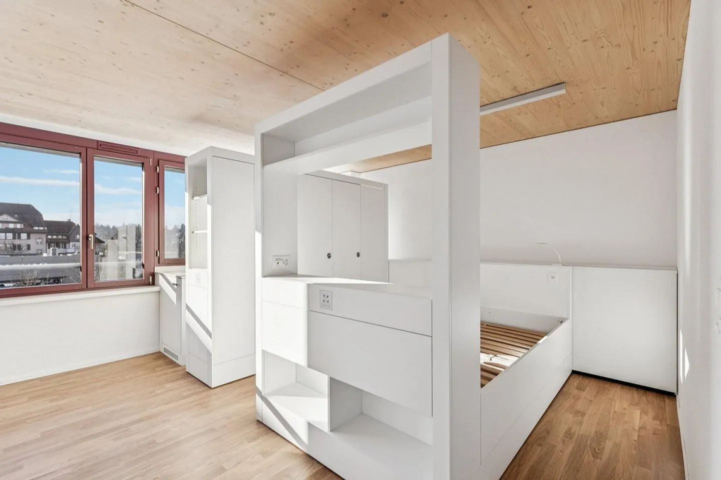 Flexible MOVEment Apartment - Photo 2 of 4