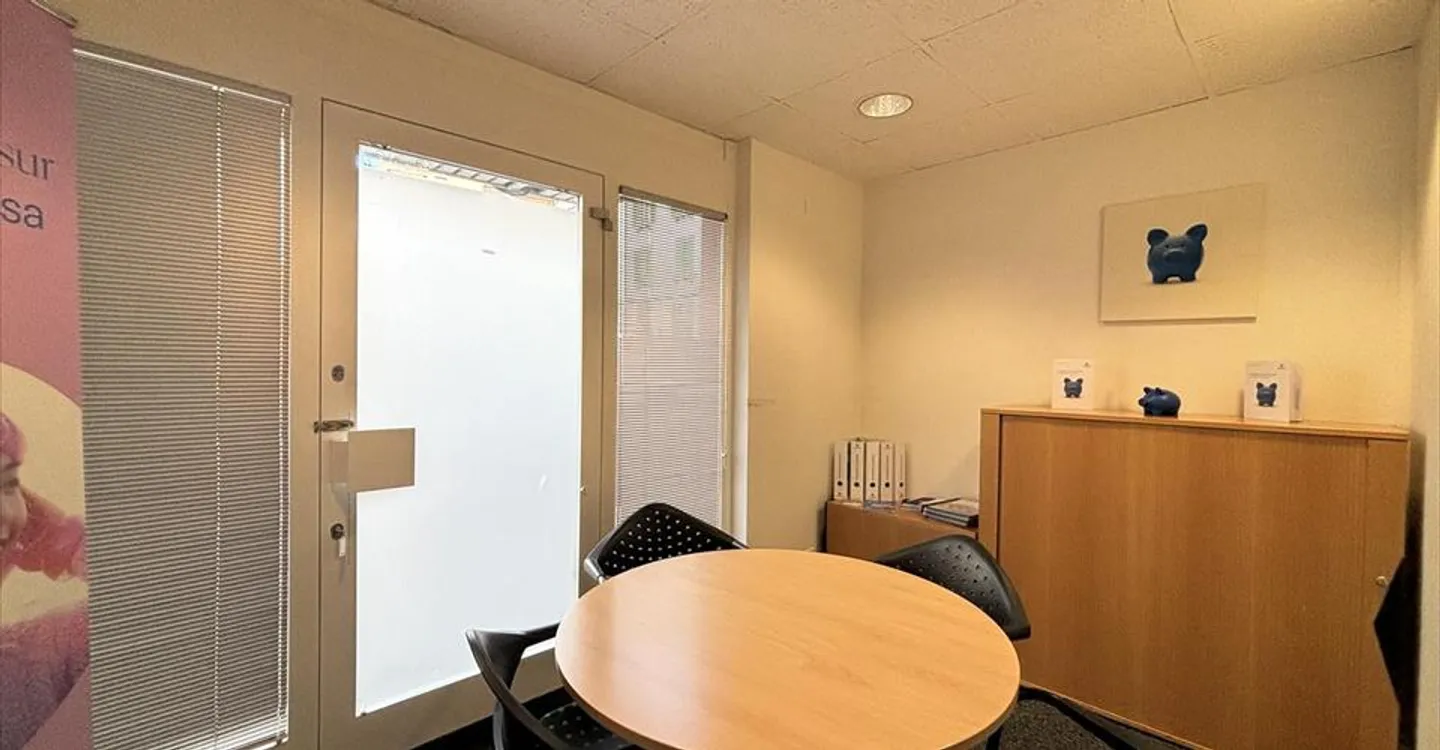 Negozio in affitto - Foto 1 di 9